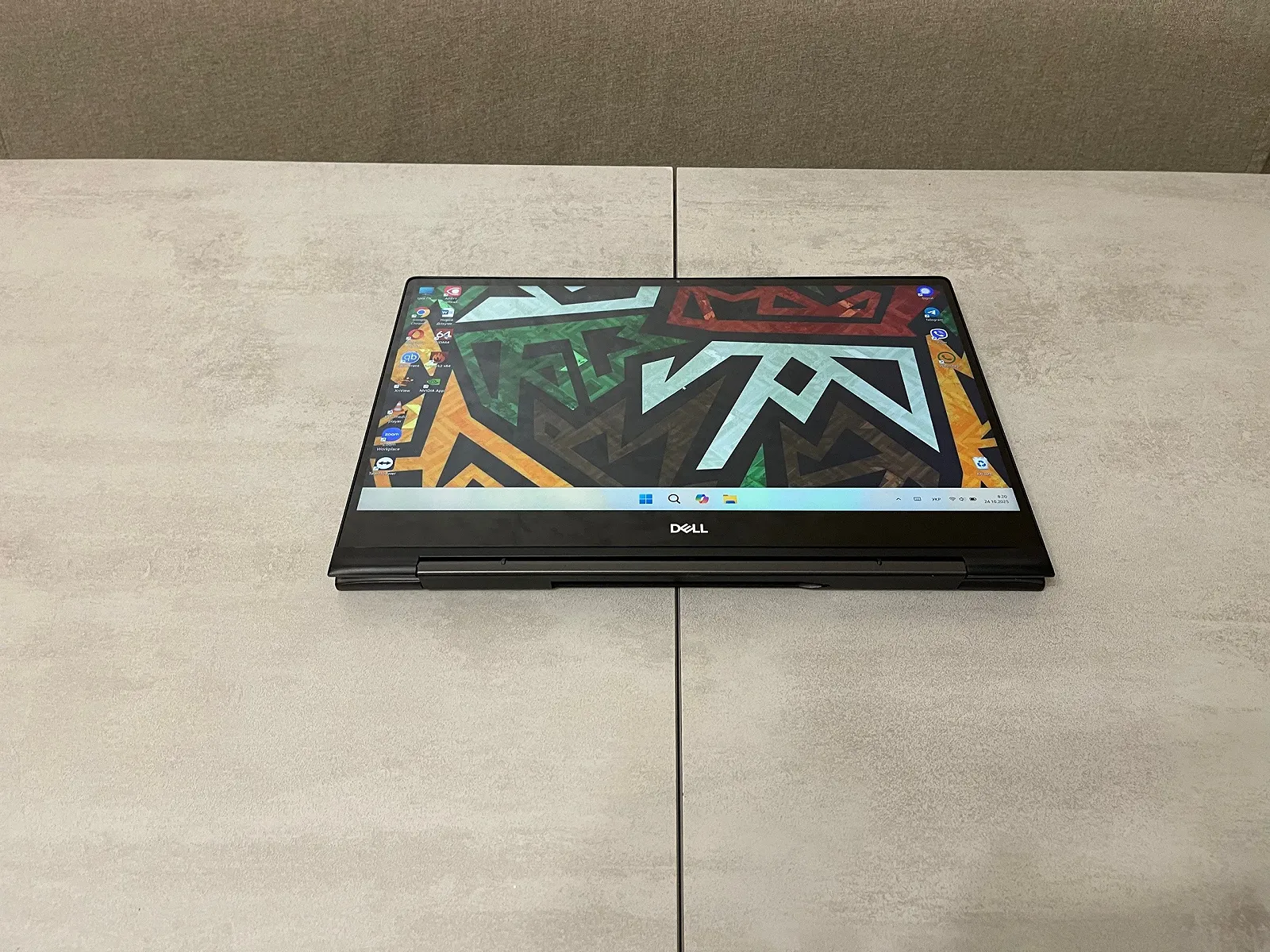 Ноутбук-трансформер Dell Inspiron 7590, 15,6" 4K IPS сенсор, i7-8565U, 16GB, 512GB SSD, NVIDIA GeForce MX250 2GB, фото №6 Ноутбук-трансформер Dell Inspiron 7590, 15,6" 4K IPS сенсор, i7-8565U, 16GB, 512GB SSD, NVIDIA GeForce MX250 2GB, фото №6