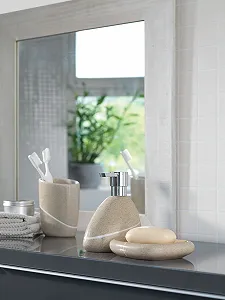 Набор для ванной комнаты Spirella Etna с керамики, 5 предметов Дозатор для мыла, Ёршик для унитаза, Мыльница, Контейнер для хранения и Стакан для зубных щеток Песочно-бежевый камень цена на synthetic.ua - Фото 1 Набор для ванной комнаты Spirella Etna с керамики, 5 предметов Дозатор для мыла, Ёршик для унитаза, Мыльница, Контейнер для хранения и Стакан для зубных щеток Песочно-бежевый камень synthetic.ua - Фото 1