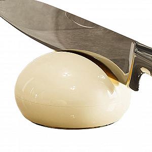 Точилка для ножей ручная с вакуумным основанием для кухонных и садовых инструментов - Фото 1