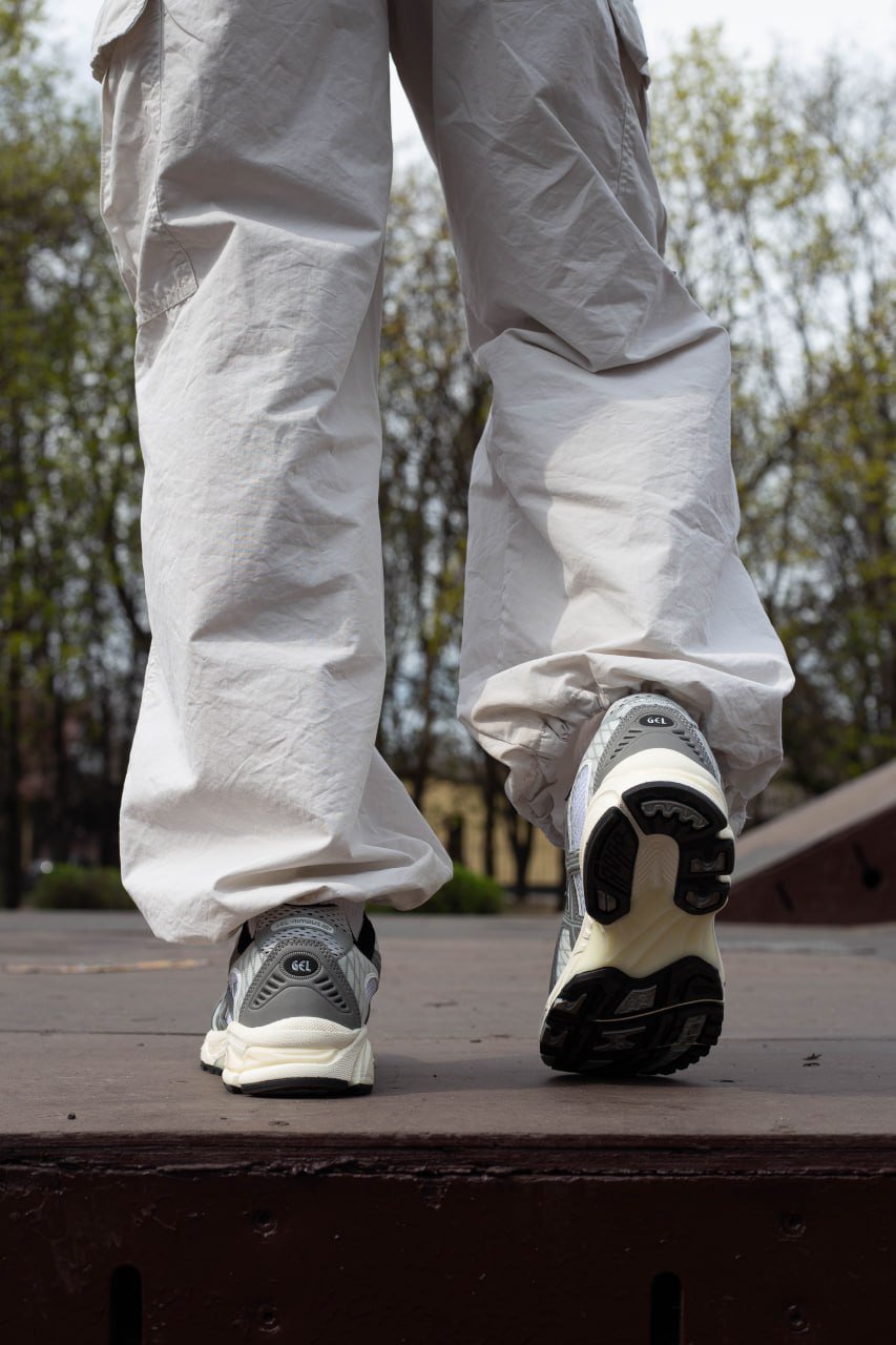 Чоловічі кросівки Asics Gel-Nimbus 10.1 White Grey Reflective 41, фото №3