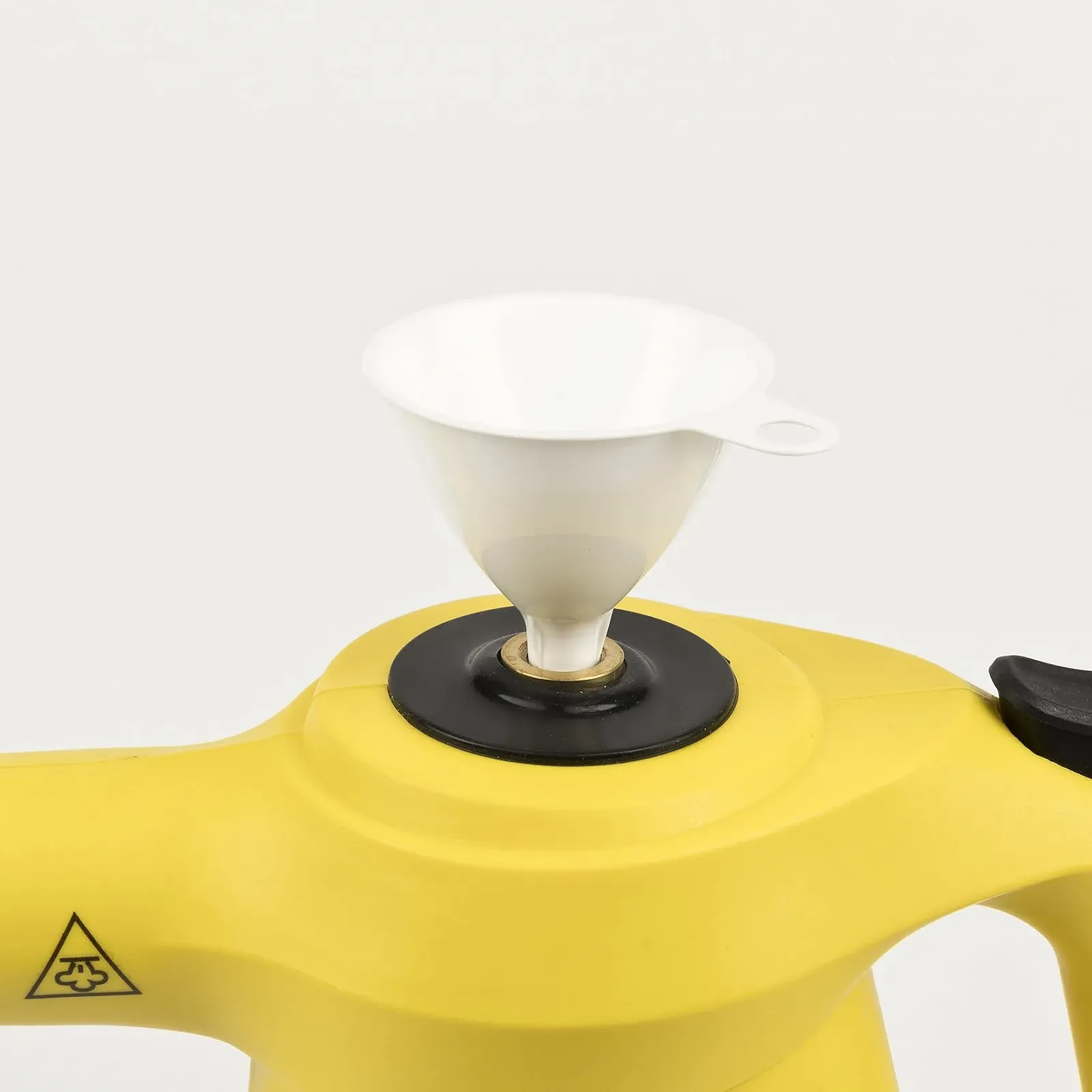 Пароочисник G3 Ferrari Attivap G90036 1100 Вт 350 мл 4 бар Yellow, фото №6 Пароочисник G3 Ferrari Attivap G90036 1100 Вт 350 мл 4 бар Yellow, фото №6