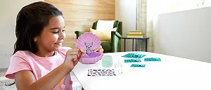 Игровой набор Barbie Colour Reveal в контейнері з 5 сюрпризами synthetic.ua - Фото 1