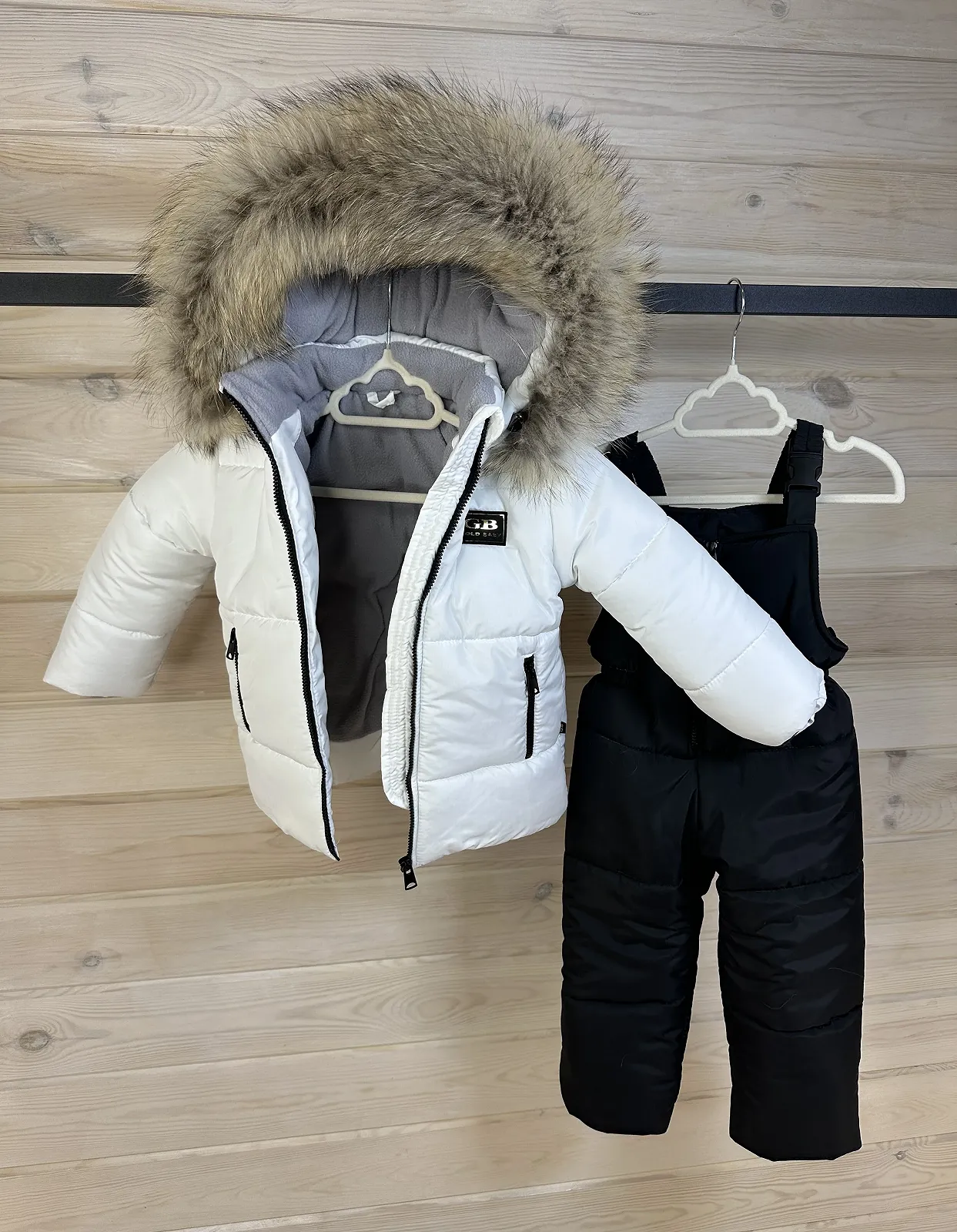 Зимовий комбінезон дитячий 86-134 р: куртка з натуральним хутром та штани білий, фото №6 Зимовий комбінезон дитячий 86-134 р: куртка з натуральним хутром та штани білий, фото №6