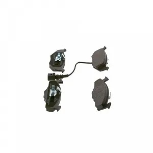 Комплект тормозных колодок, дисковый тормоз BOSCH 0 986 424 723 передний мост synthetic.ua - Фото 1