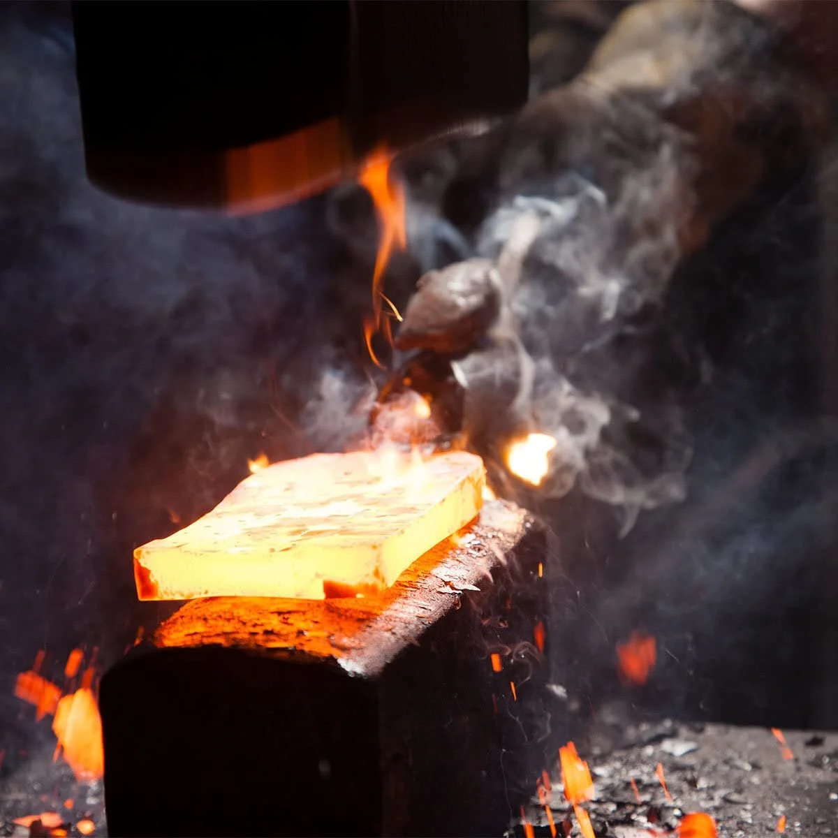 Лопата совковая Krump Вузький кований з довгою ручкою Дерево (ясен) 14 см, фото №7