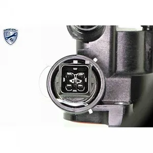 Корпус термостата VEMO EXPERT KITS + V46-99-1379 synthetic.ua - Фото 1