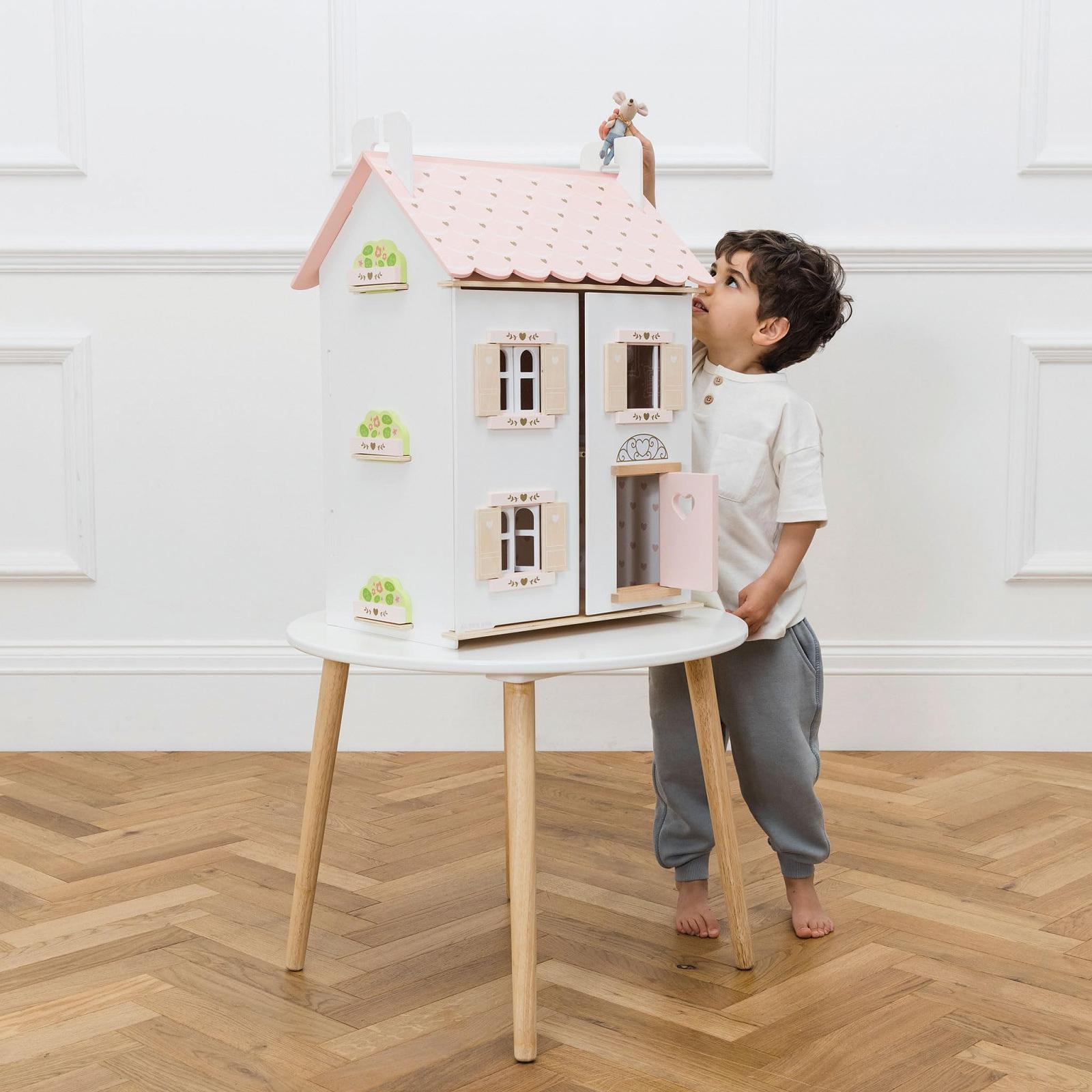 Кукольный домик Le Toy Van Rose Heart 3 года 2 уровня L 44 x D 36 x H 66 см деревянный для девочек с дверцами, окнами и ставнями, которые открываются, фото №2