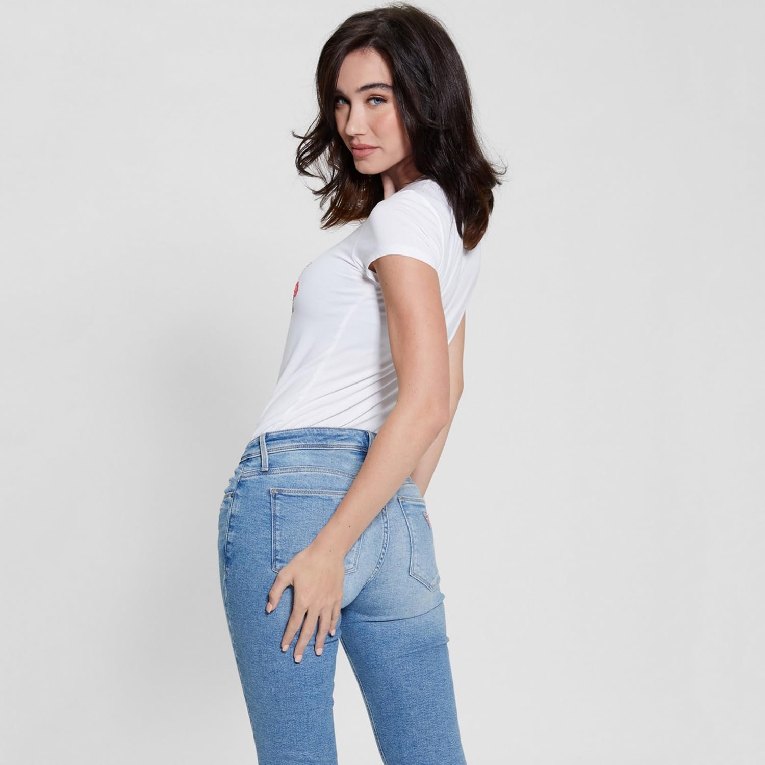 Женская футболка Guess - Flower Quattro Logo R3 - Белая - S, фото №2