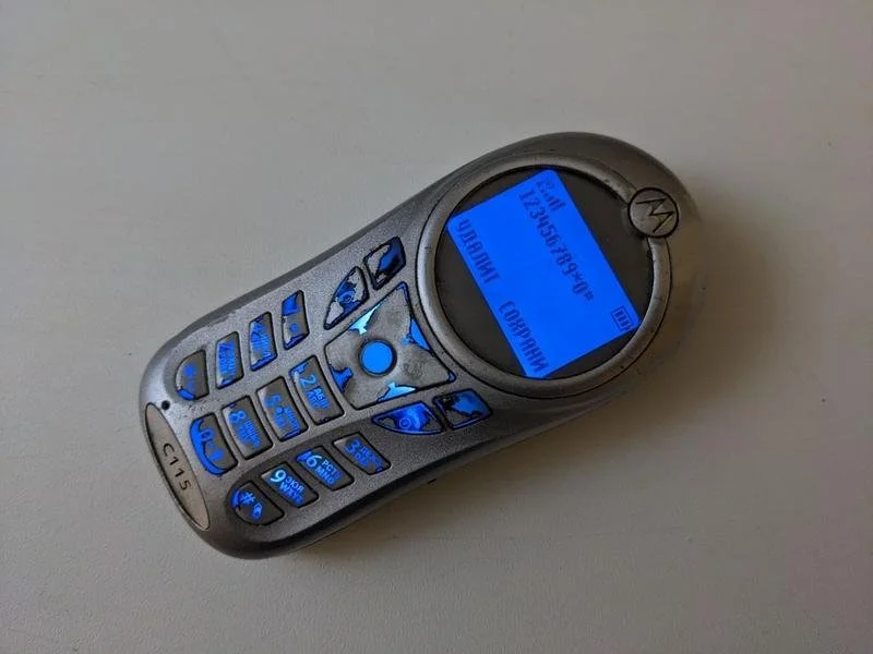 Мобильный телефон Motorola C 115, фото №3