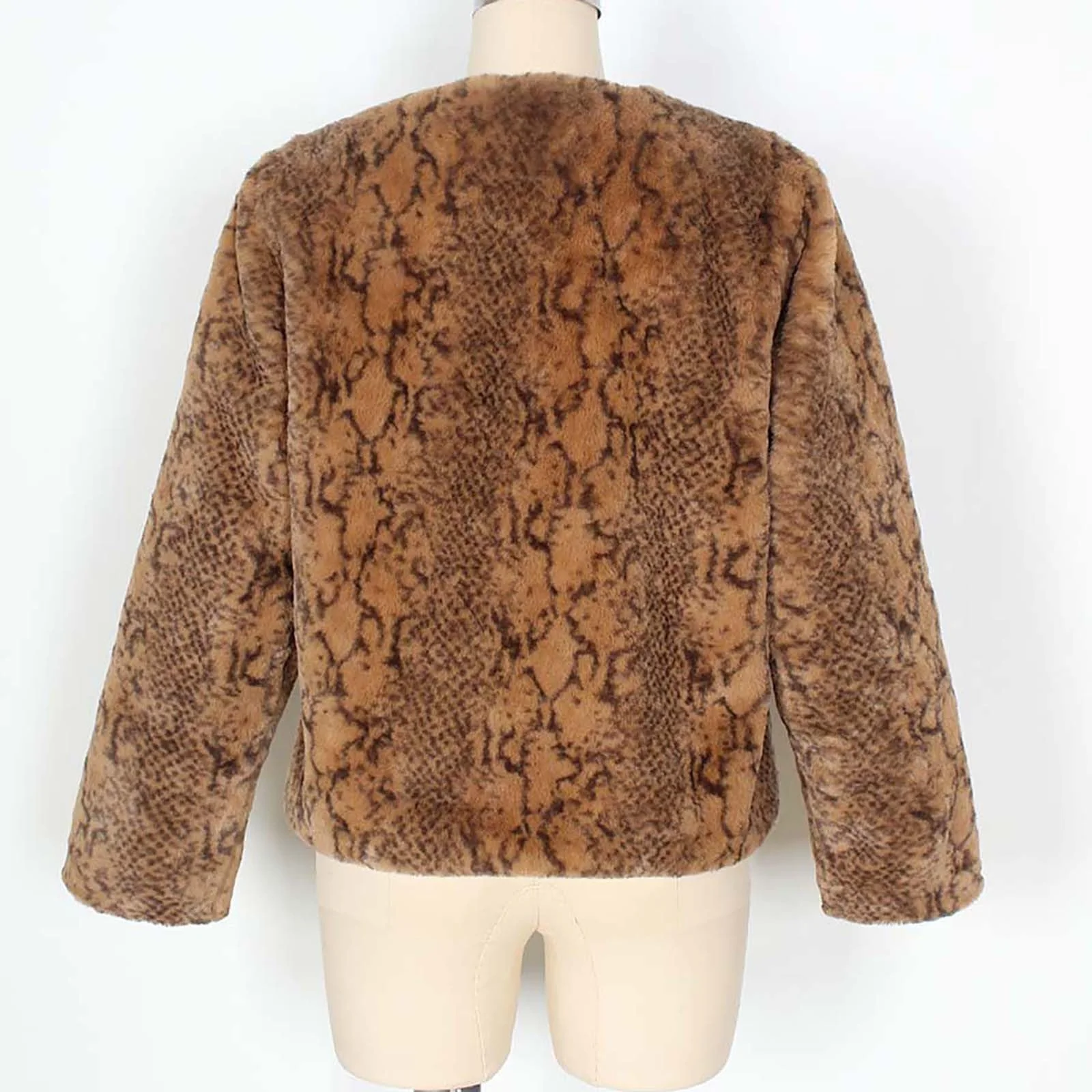 Жіноча куртка зі штучного хутра, плюшева, фото №5 Жіноча куртка зі штучного хутра, плюшева, фото №5