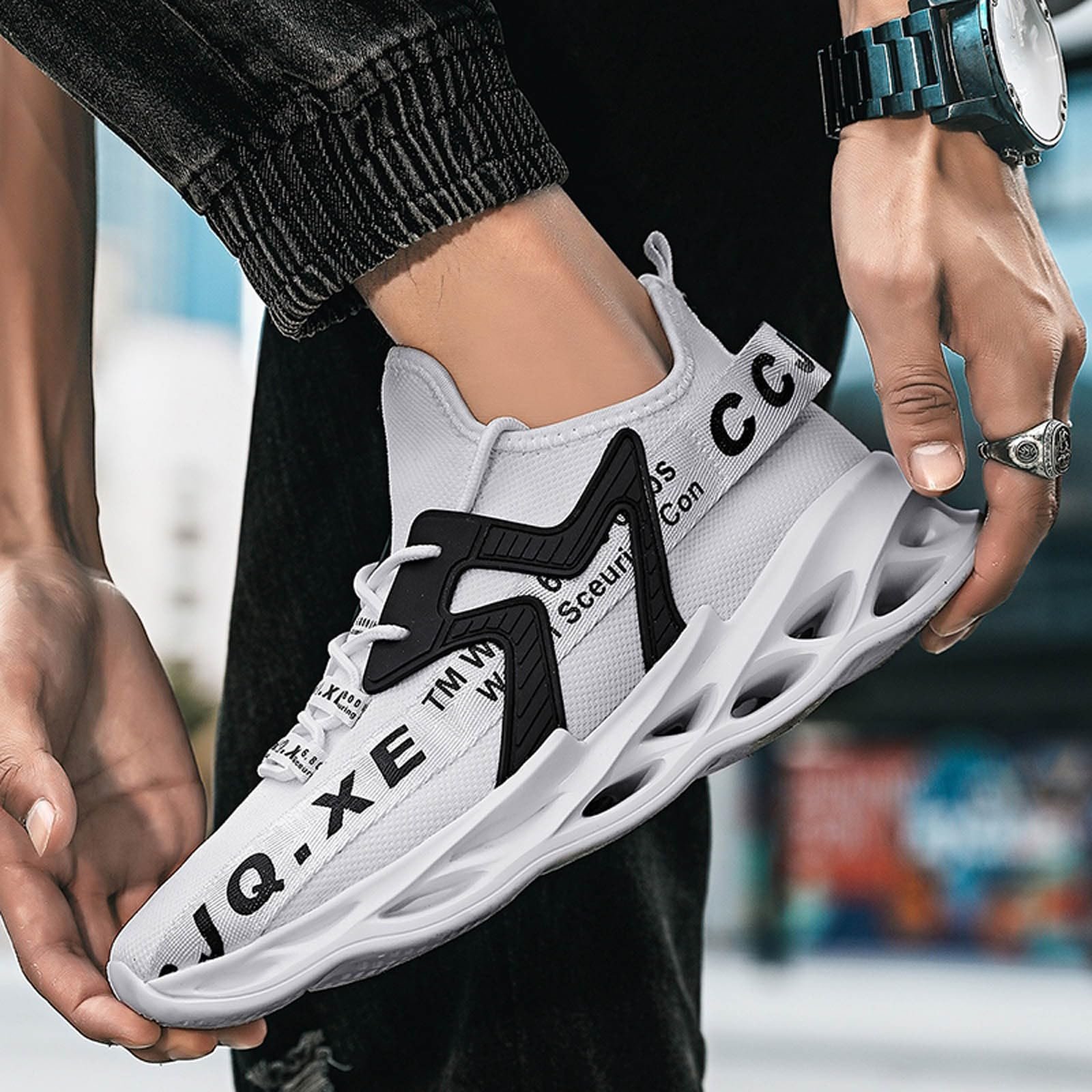 Кросівки Famzuneu Чорні Легкі, фото №5 Кросівки Famzuneu Чорні Легкі, фото №5