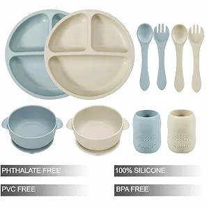 Набір дитячого посуду PandaEar з силікону з присосками, 2 тарілки дитячі з роздільниками + 2 миски для дитячої каші з присосками + 2 дитячі чашки з 2 дитячими ложками і 2 виделками synthetic.ua - Фото 1