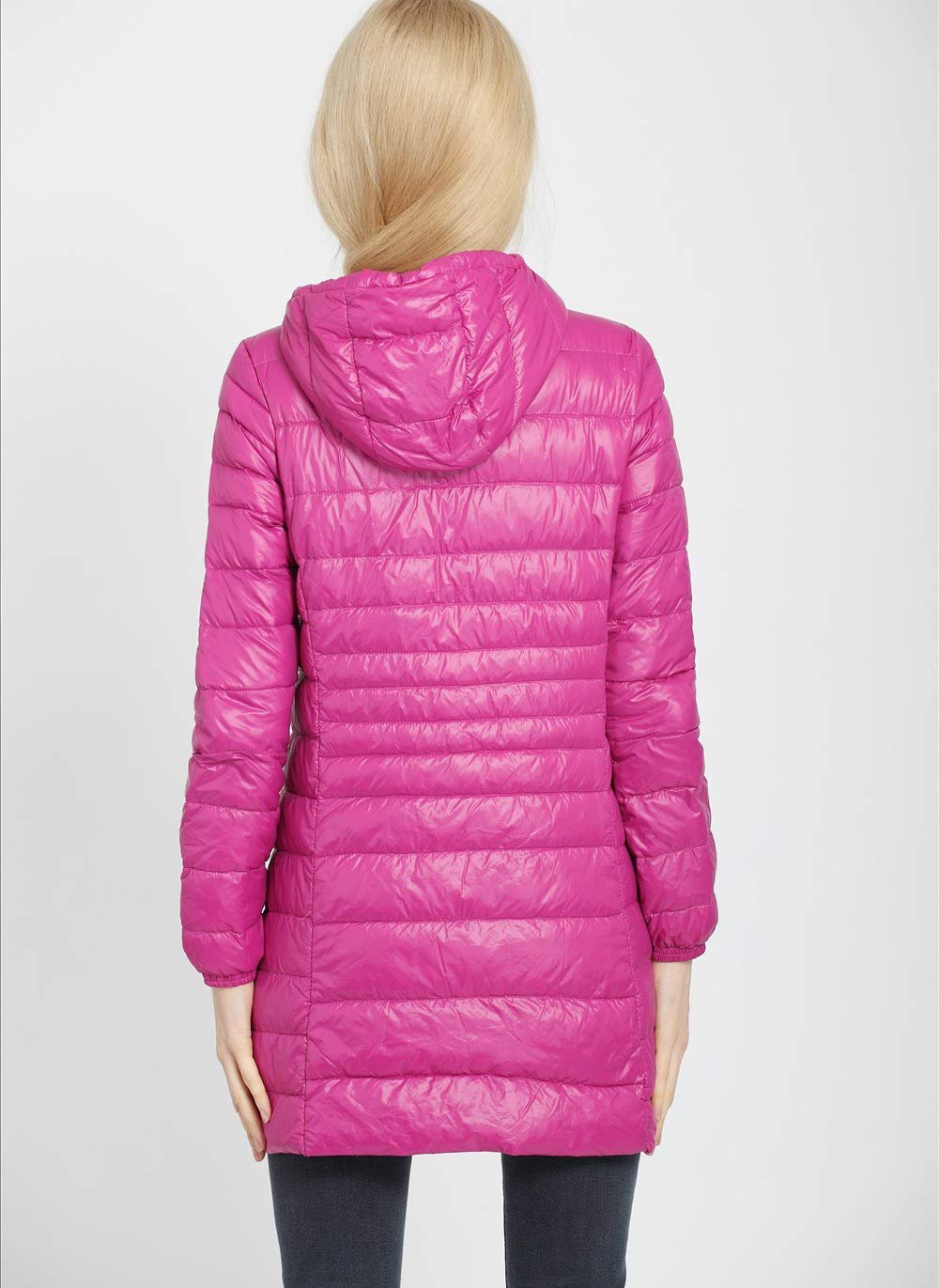 Легкая пуховая куртка женская длинная с капюшоном стеганая, фото №3