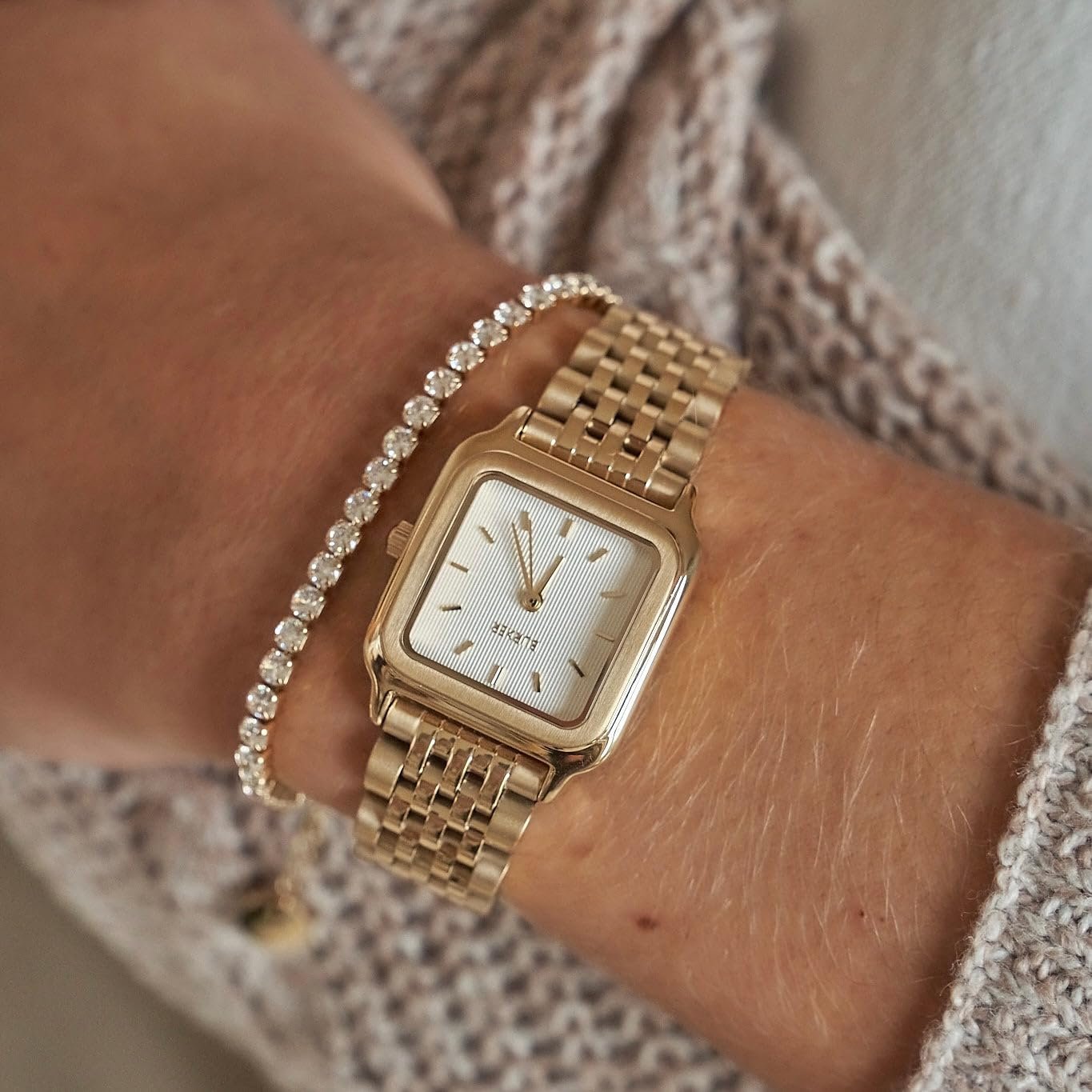 Женские часы BURKER Macy Квадратные Женские часы Браслет со звеньями Нержавеющая сталь Аналоговые Кварцевые 3 ATM Водонепроницаемые Золотой Белый, фото №6