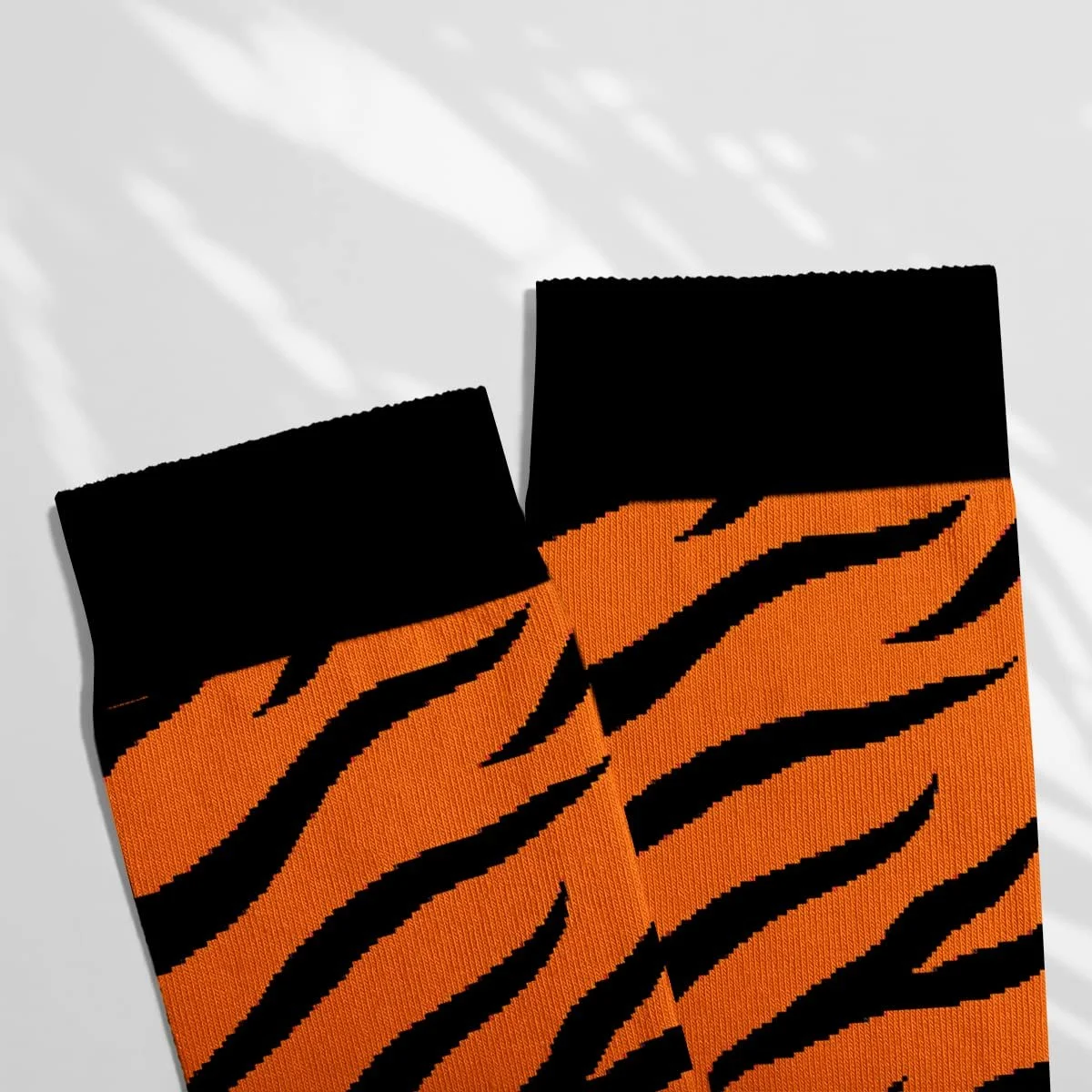 Жіночі шкарпетки з тигровим принтом One Size, фото №2