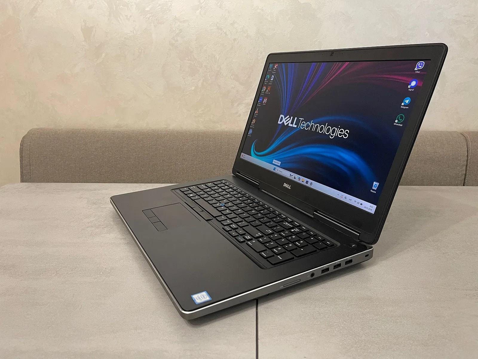 Робоча станція Dell Precision 7710, 17,3" FHD IPS, i7-6820HQ, 16GB, 480GB SSD, Nvidia 4GB, фото №3