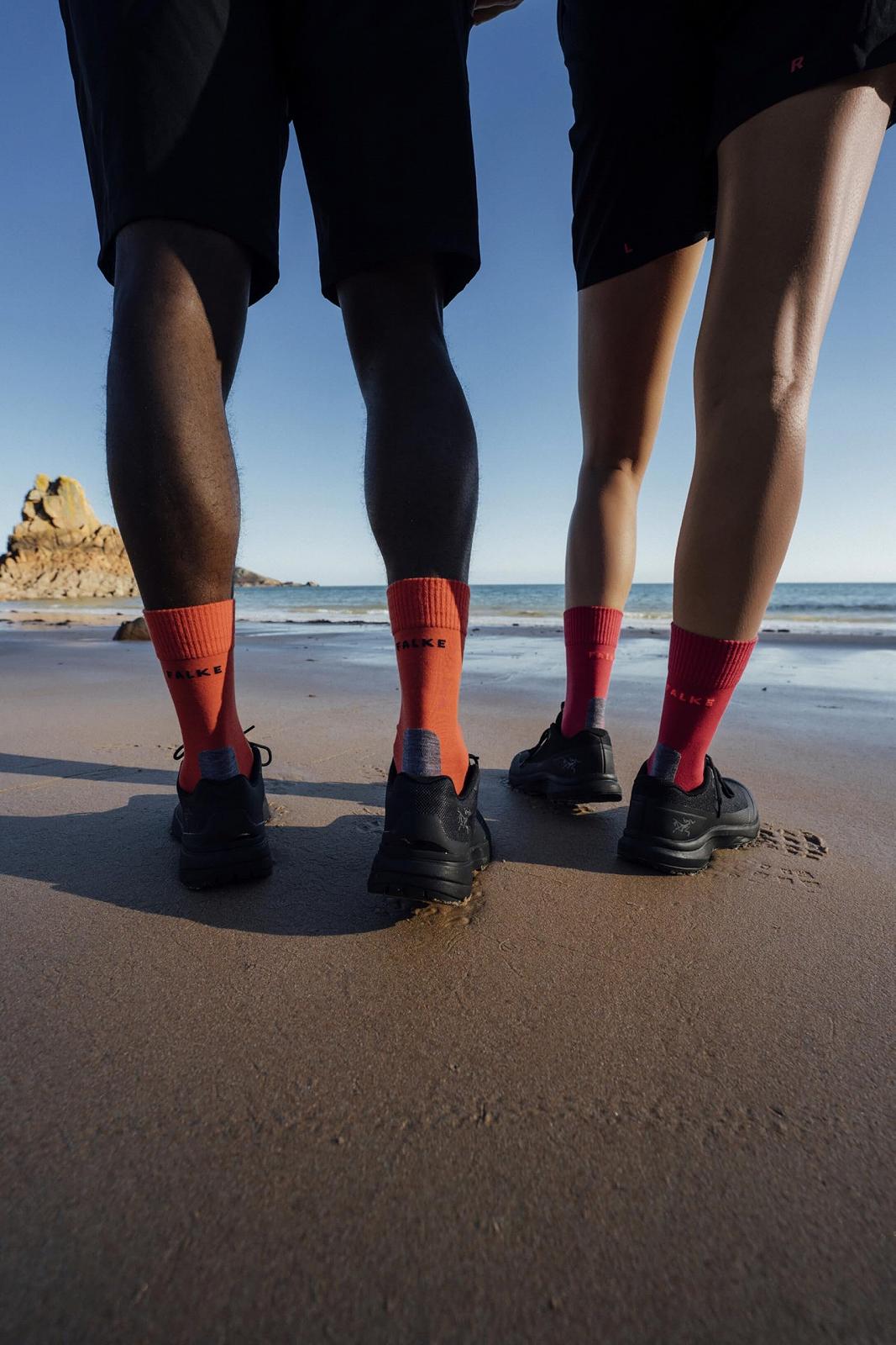 Женские носки для хайкинга FALKE TK5 Легкая подкладка, треккинговые носки, длинные, тонкие, дышащие, быстросохнущие, климатически регулируемые, из шерсти, функциональный материал, 1 пара, фото №5