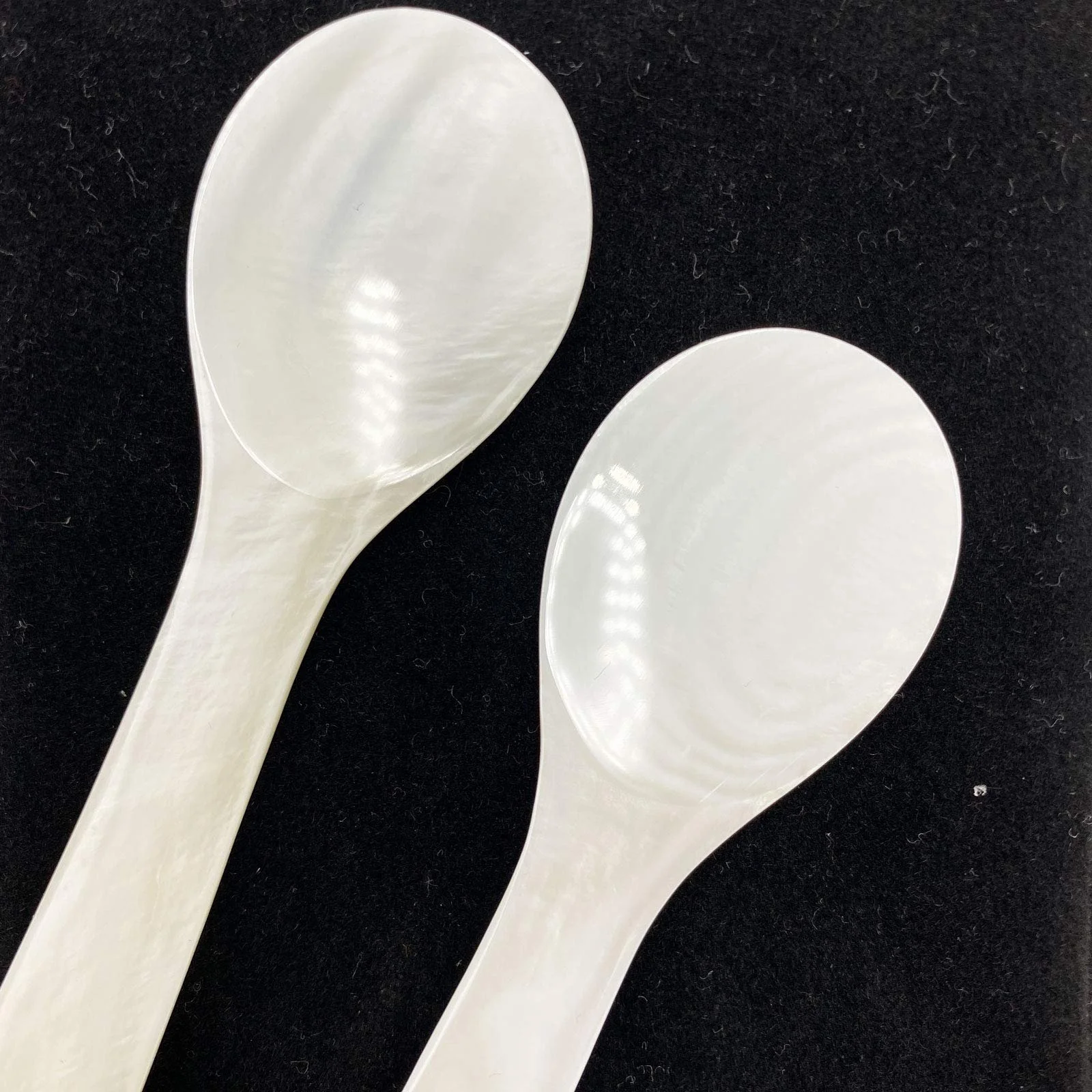 Ложка для ікри з перламутру ручної роботи 2 шт. 12 см біла, стиль D, фото №5