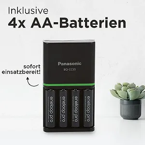 Зарядний пристрій Panasonic eneloop SmartPlus для 1–4 AA/AAA NI-MH акумуляторів Чорний synthetic.ua - Фото 1