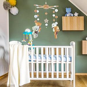 Мобиль Baby Детский Брязкальце с Фетровыми Шарами и Медведем для Детской Комнаты synthetic.ua - Фото 1
