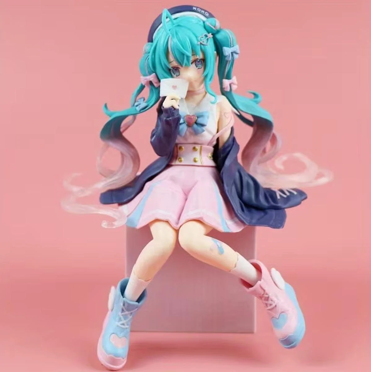 Ігрова фігурка Hatsune Miku для інтерʼєру, 15 см, фото №5 Ігрова фігурка Hatsune Miku для інтерʼєру, 15 см, фото №5