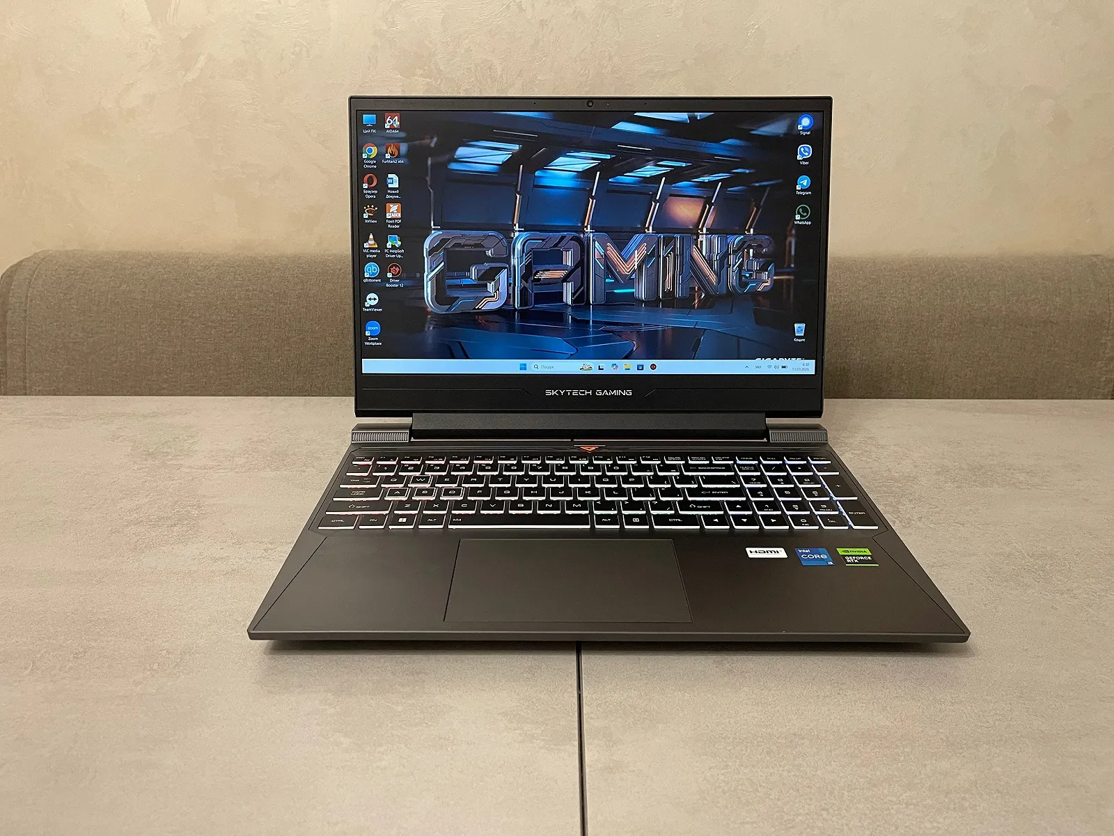 Ігровий ноутбук Skytech Gaming ST-ARES-0001-G-OR, 15,6" FHD IPS 144 Hz, 16 GB, 1 TB, NVidia GeForce RTX 4050 6 GB, фото №1