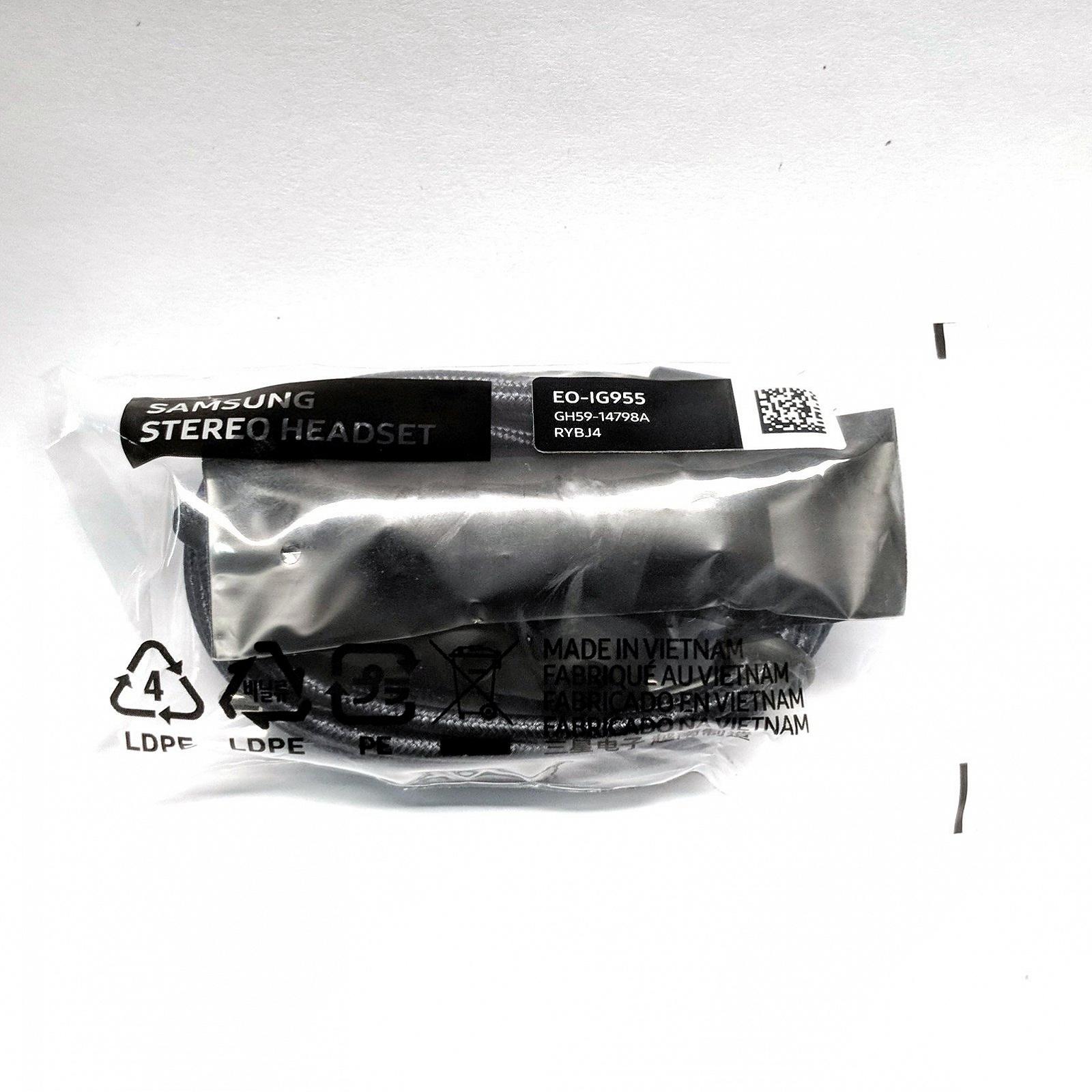 Навушники Samsung Tuned by AKG З мікрофоном Чорний, фото №4