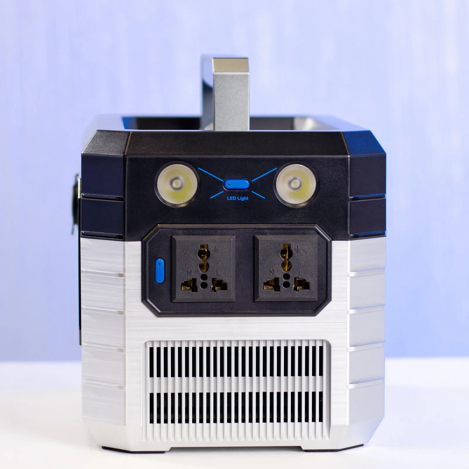 Зарядна станція Wonder WX2400 2400 Вт / 1200 Вт / 1000 Вт*год / Чиста синусоїда / Французький виробник, фото №3 Зарядна станція Wonder WX2400 2400 Вт / 1200 Вт / 1000 Вт*год / Чиста синусоїда / Французький виробник, фото №3