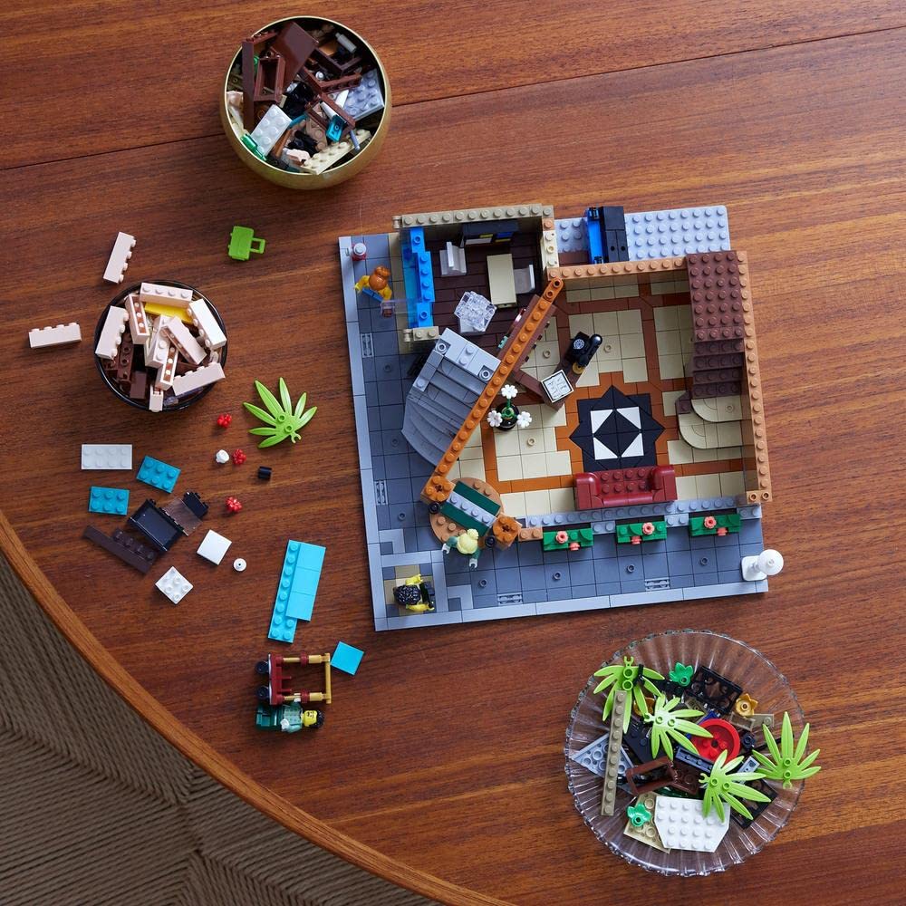 Конструктор LEGO Creator Expert Boutique Hotel 10297, фото №5