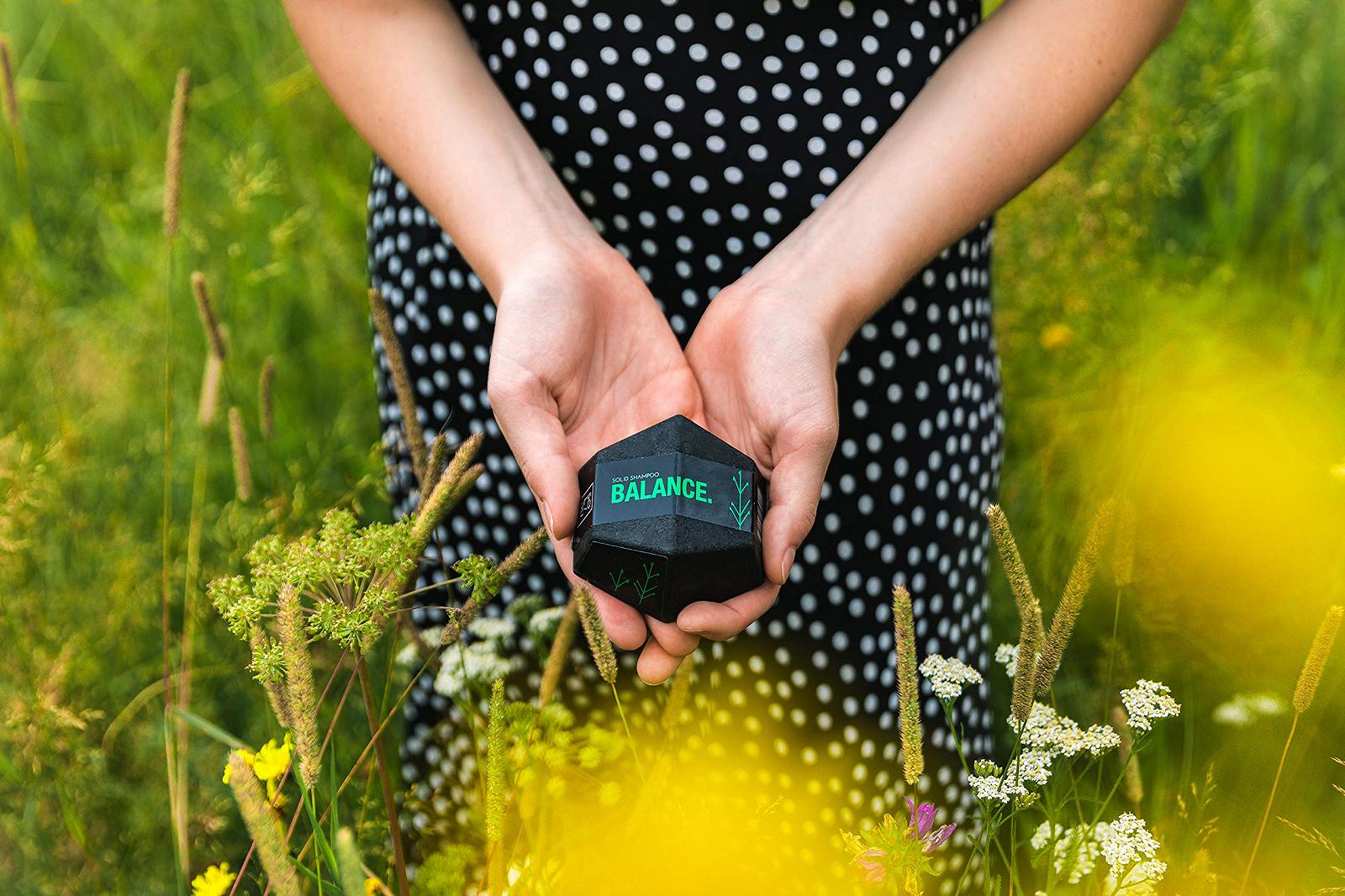 Твёрдый Solidu Shampoo Bar Balance для жирных волос 70г, фото №5
