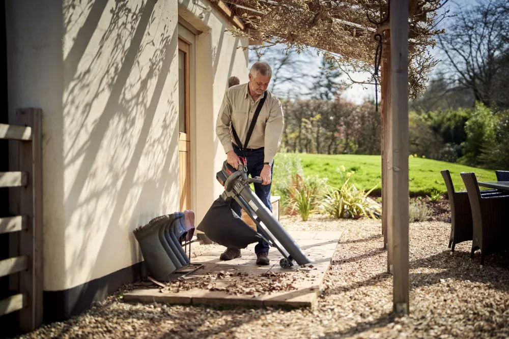 Акумуляторна повітродувка Mountfield MVS 20 Li Kit / 600W / 20V / 2 х 4Ah / 55 м/с / 45 л коллектор / Сірий, фото №11