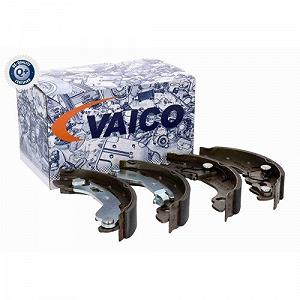Комплект гальмівних колодок VAICO Q+ V24-0546 задній міст synthetic.ua - Фото 1