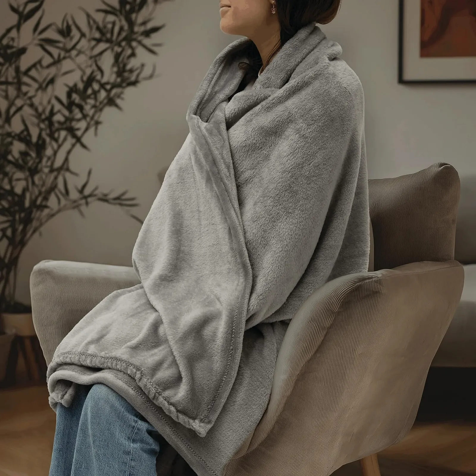 Плед Inspirion Мягкий и Пушистый - Большой флисовый плед 200 x 150 см для дивана, Легкий плед для уютных вечеров Серый, фото №3