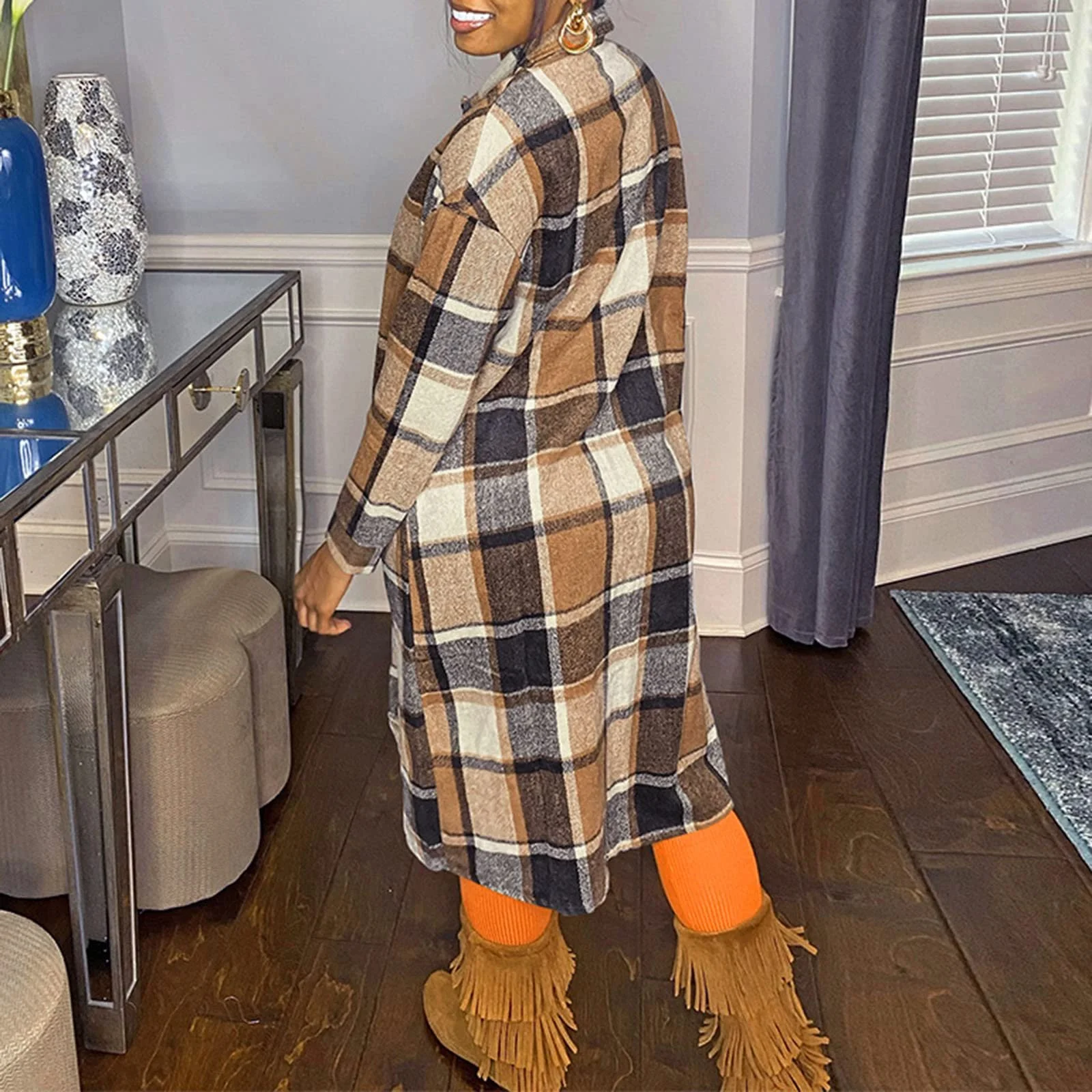 Жіноча Коротка Зимова Куртка Вовняний Комір В Клітинку Коротка, фото №5 Жіноча Коротка Зимова Куртка Вовняний Комір В Клітинку Коротка, фото №5