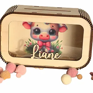 Скарбничка дерев'яна персоналізована з ім'ям Корова - Фото 1