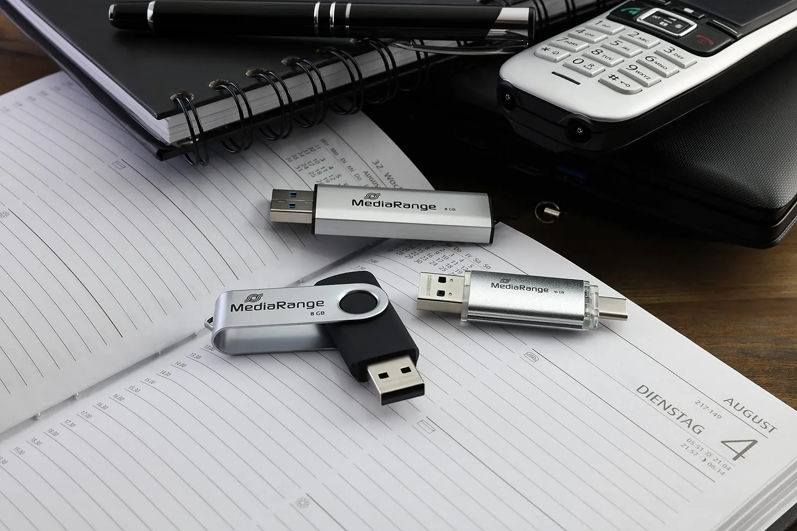 USB-накопичувач MediaRange USB 3.1 and TypeC 128 GB Combo 60 МБ/с Сріблястий, фото №6