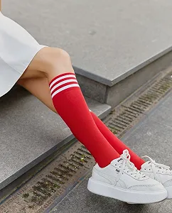 Червоні півсезонні гольфи нижче коліна з білими смужками для дівчини - Фото 1