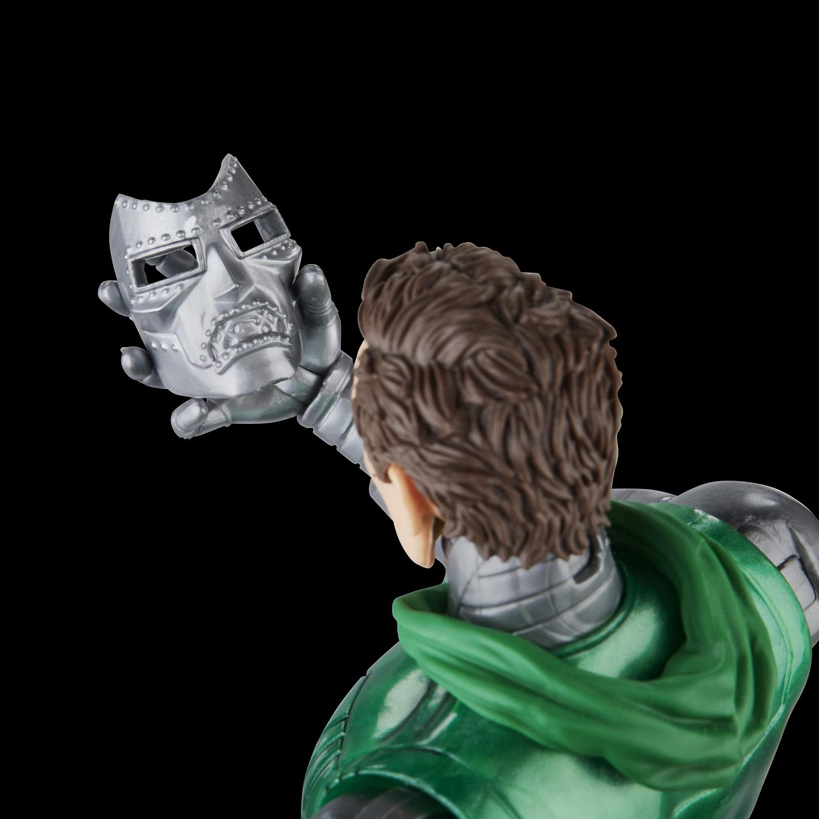 Фігурки Marvel Legends Капітан Марвел проти Доктора Дума, 15 см, фото №3