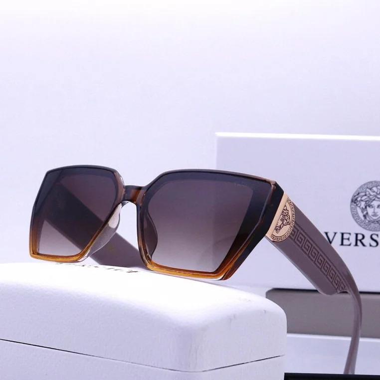 Солнцезащитные очки для женщин коричневые Versace с градиентом, фото №1 Солнцезащитные очки для женщин коричневые Versace с градиентом, фото №1