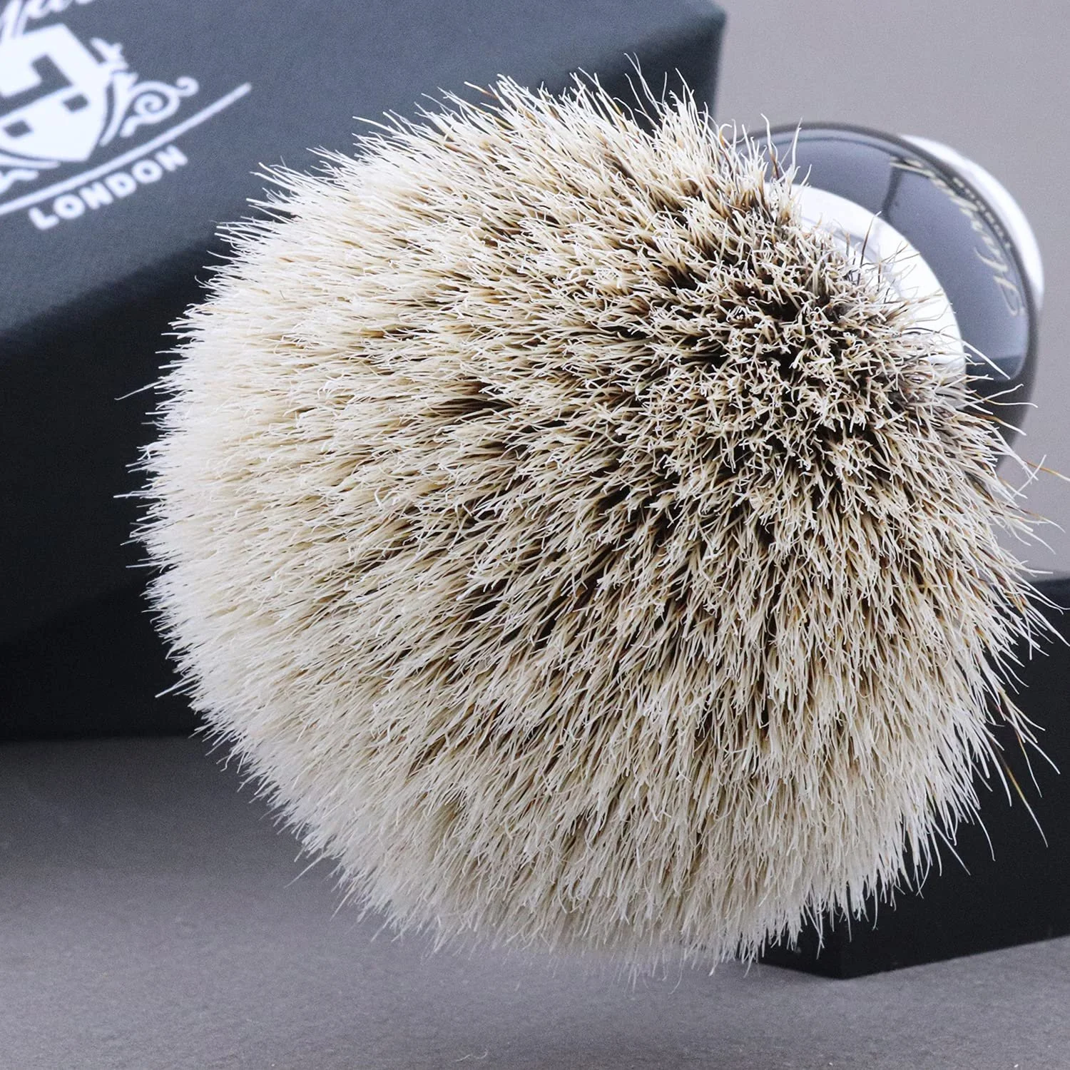 Помазок для бритья Modern Black Silver Tip Badger Hair с держателем Черный/Серебристый, фото №4 Помазок для бритья Modern Black Silver Tip Badger Hair с держателем Черный/Серебристый, фото №4