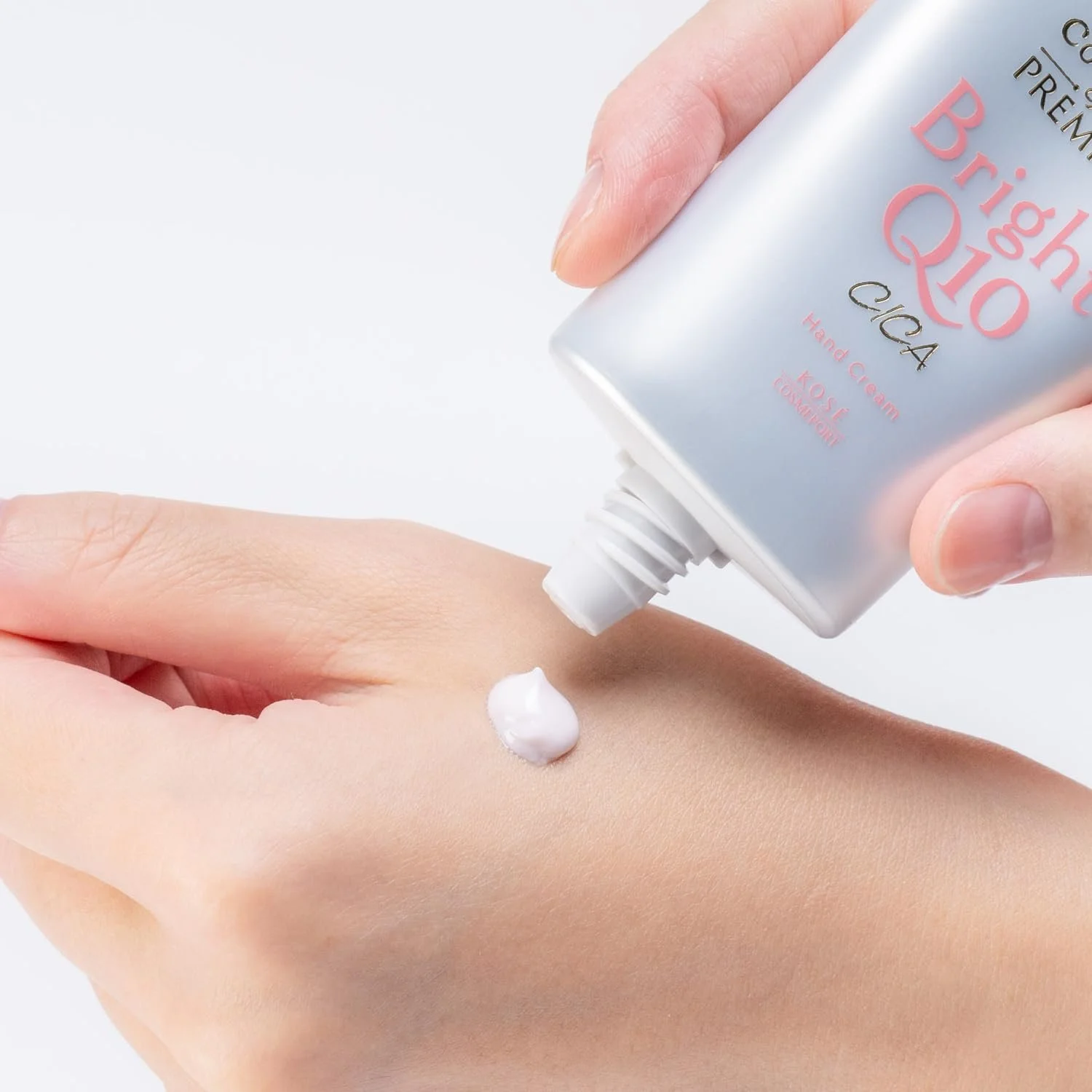 Крем для рук KOSE Coenrich The Premium Light Up Moist Guard 60 г, фото №3 Крем для рук KOSE Coenrich The Premium Light Up Moist Guard 60 г, фото №3