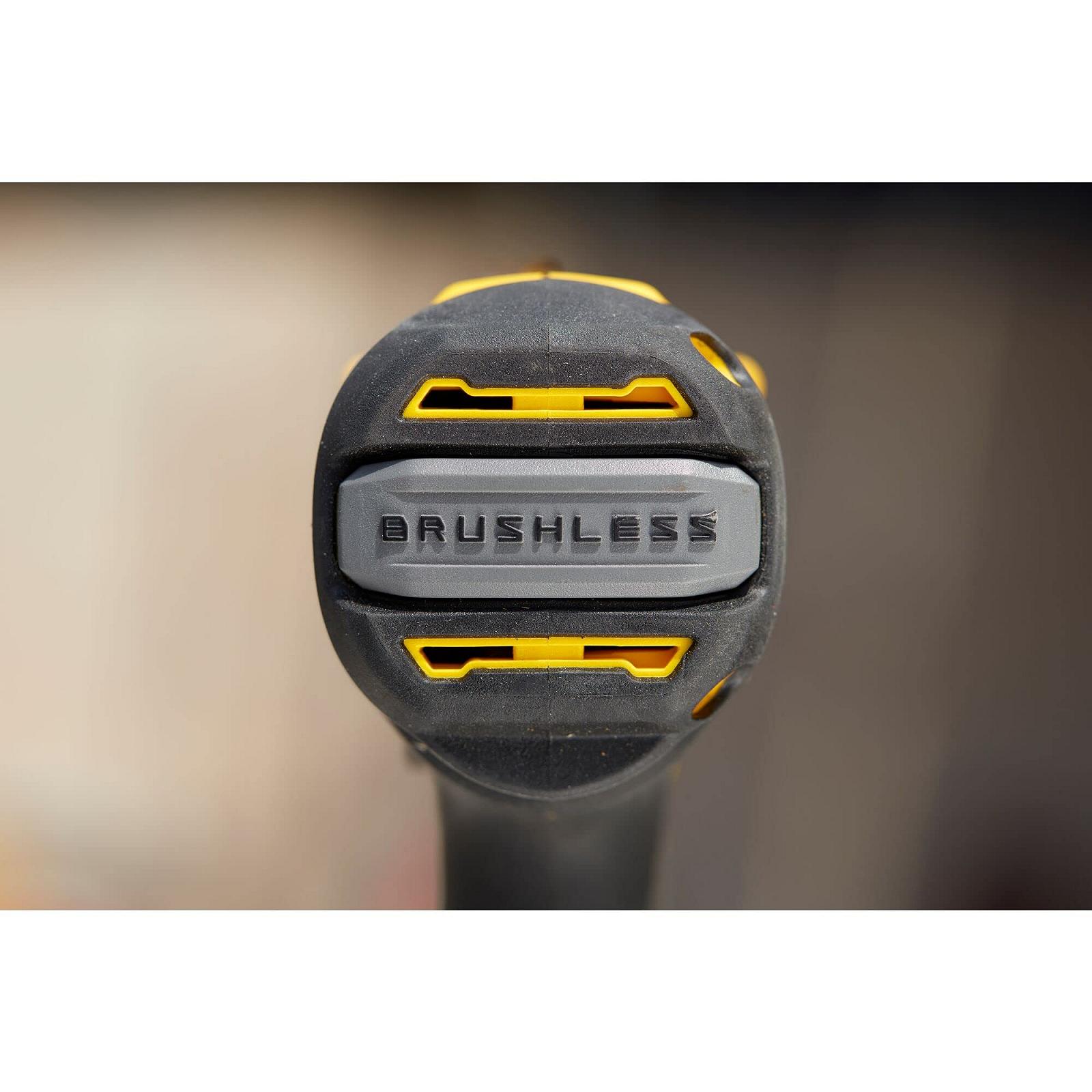 Акумуляторний Шурупокрут Stanley FatMax V20 SFMCD710C2K 18 В безщітковий Макс. крутний момент 60 Нм повнометалева коробка передач 15-рівнева передналаштування крутного моменту LED-ліхтарик, фото №3 Акумуляторний Шурупокрут Stanley FatMax V20 SFMCD710C2K 18 В безщітковий Макс. крутний момент 60 Нм повнометалева коробка передач 15-рівнева передналаштування крутного моменту LED-ліхтарик, фото №3