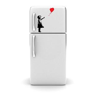 Наклейка на стіну Banksy Girl with Balloon Вінілова Самоклеюча Маленька 13x9 см ціна на synthetic.ua - Фото 1 Наклейка на стіну Banksy Girl with Balloon Вінілова Самоклеюча Маленька 13x9 см synthetic.ua - Фото 1