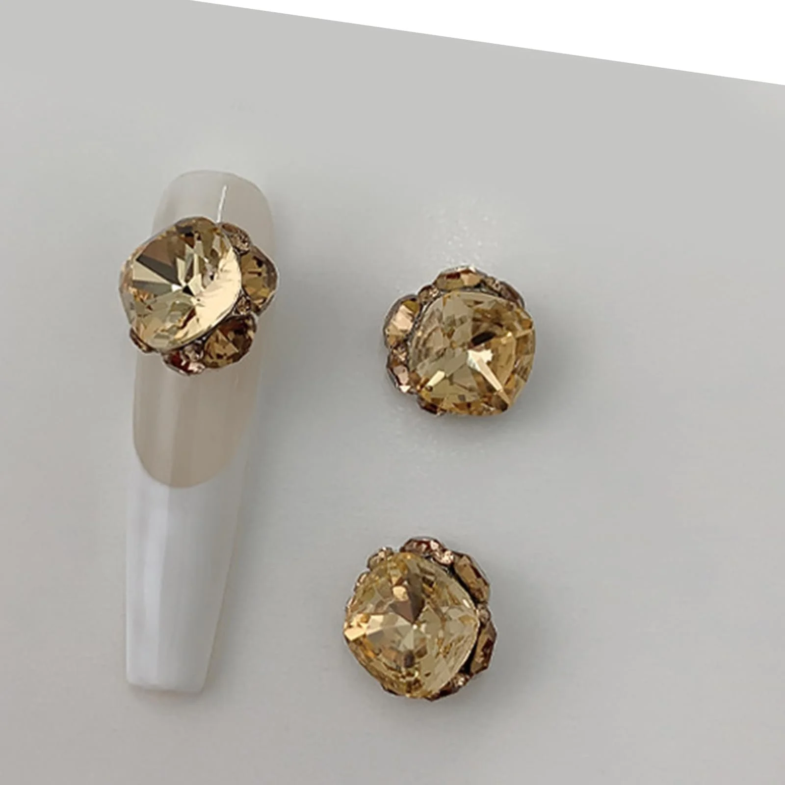 Набір страз 3D (3 шт.) для мистецтва, манікюру, оздоблення, фото №1