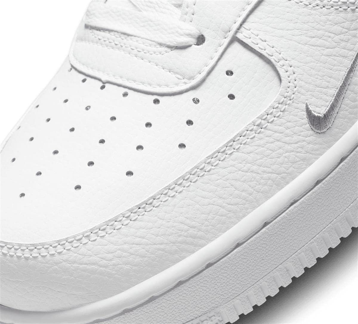 Кроссовки Nike Air Force 1 '07 Низкие Мужские, фото №4 Кроссовки Nike Air Force 1 '07 Низкие Мужские, фото №4