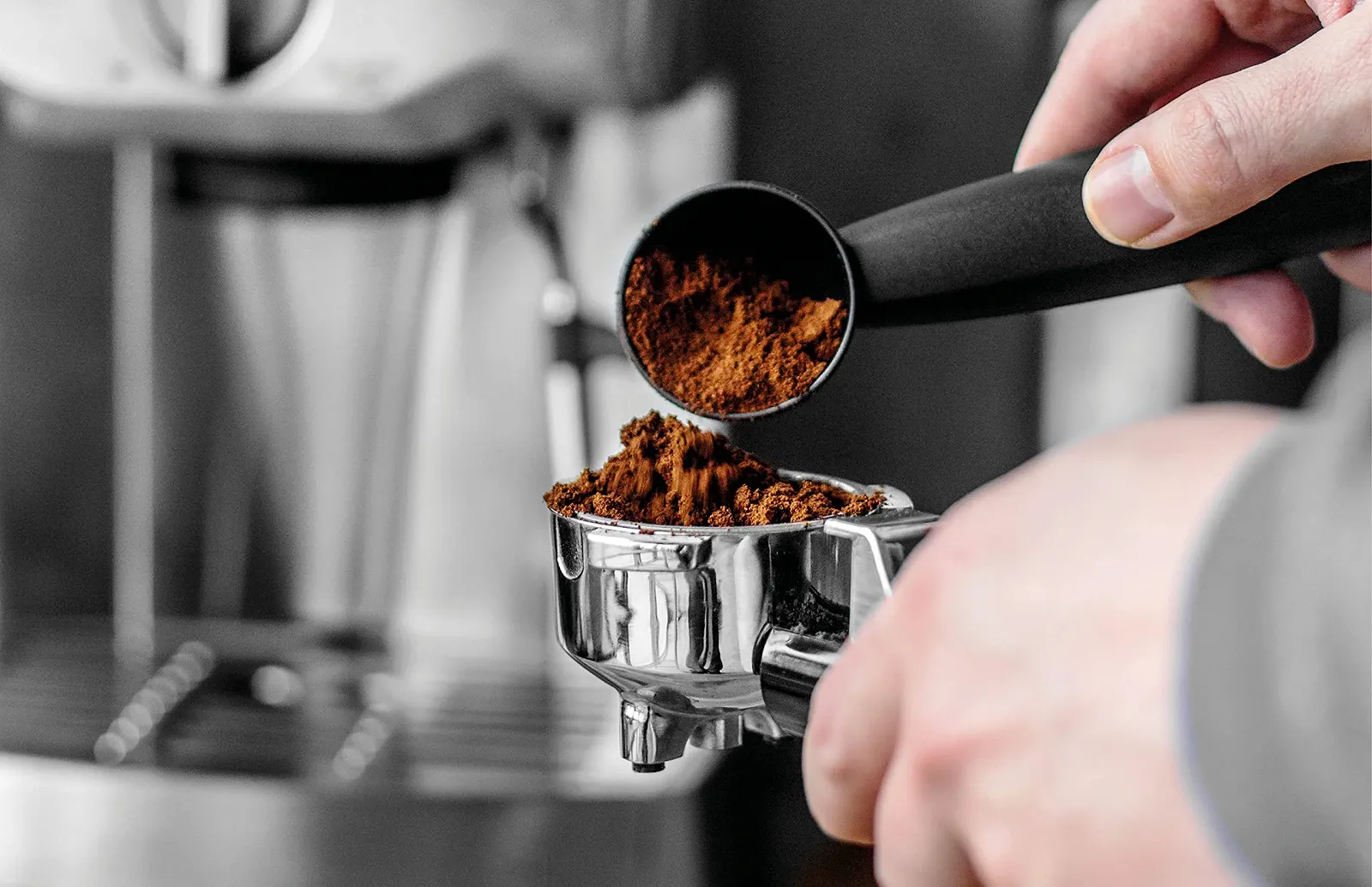 Кофемолка GASTROBACK Design Coffee Grinder Digital, 31 режим помола от мелкого до грубого, 2 автоматических режима, фото №6 Кофемолка GASTROBACK Design Coffee Grinder Digital, 31 режим помола от мелкого до грубого, 2 автоматических режима, фото №6