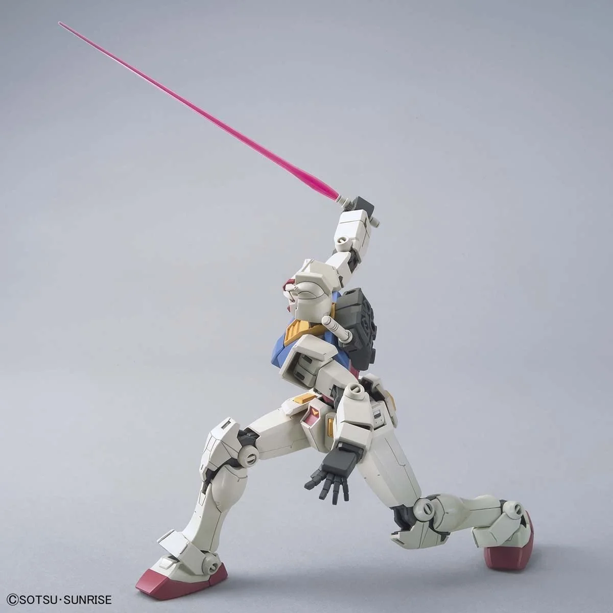 Фигурка Gundam HG 1/144 RX-78-2 Gundam [Beyond GLOBAL], фото №3