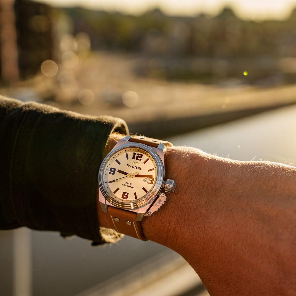 Часы TW Steel Swiss Canteen для мужчин с кварцевым механизмом, диаметр 42 мм, 3 стрелки, кожаный ремешок, фото №2