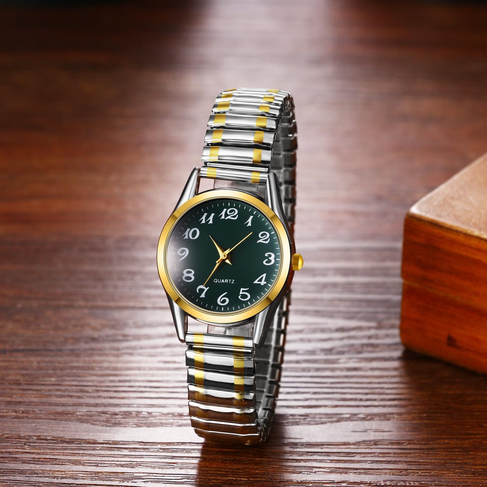 Женские часы Браслет из нержавеющей стали JewelryWe Кварцевые Аналоговые Золотые Серебряные с эластичным браслетом и большими зелеными цифрами, фото №5