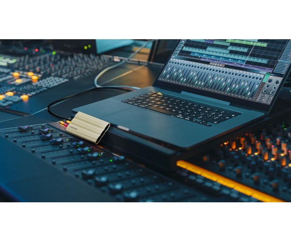 Накопичувач зовнішній SSD 2.5" USB 1.0TB Samsung T7 Shield Beige (MU-PE1T0K/EU), фото №9